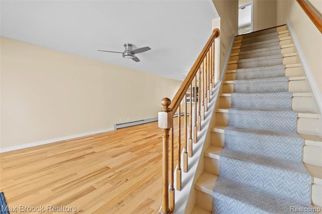 26902 Sandy Hill Court 15, New Hudson, MI 48165