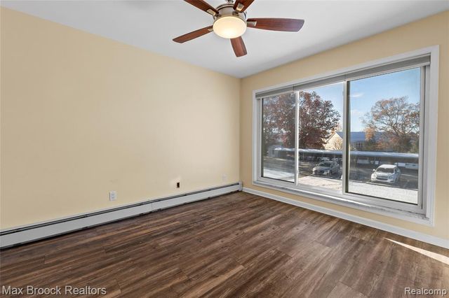 26902 Sandy Hill Court 15, New Hudson, MI 48165