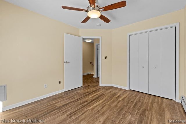 26902 Sandy Hill Court 15, New Hudson, MI 48165