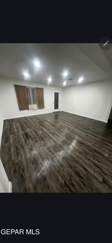 10391 Socorro Road, Socorro, TX 79927