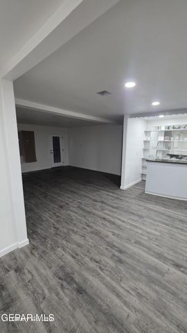 10391 Socorro Road, Socorro, TX 79927