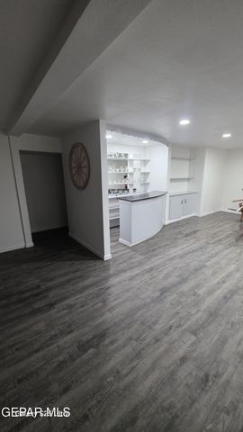 10391 Socorro Road, Socorro, TX 79927