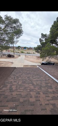 10391 Socorro Road, Socorro, TX 79927