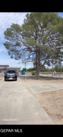 10391 Socorro Road, Socorro, TX 79927