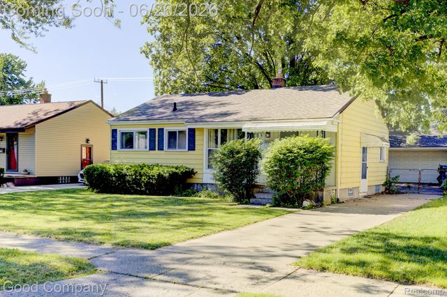 32032 Parkwood Street, Westland, MI 48186