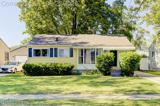 32032 Parkwood Street, Westland, MI 48186