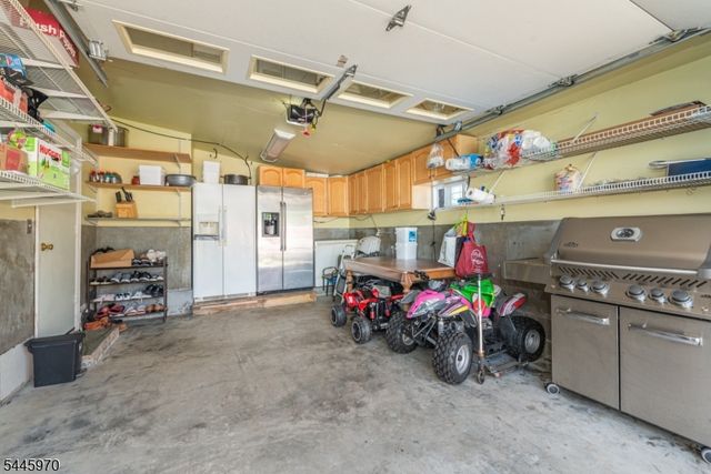 31 Zeliff Ave, Little Falls Twp., NJ 07424