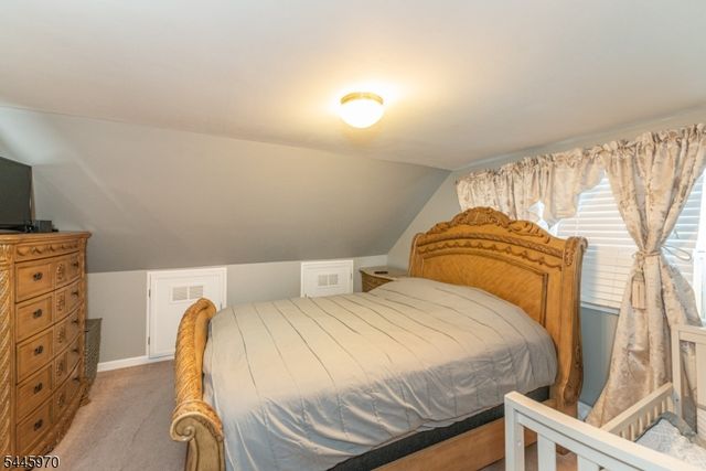 31 Zeliff Ave, Little Falls Twp., NJ 07424