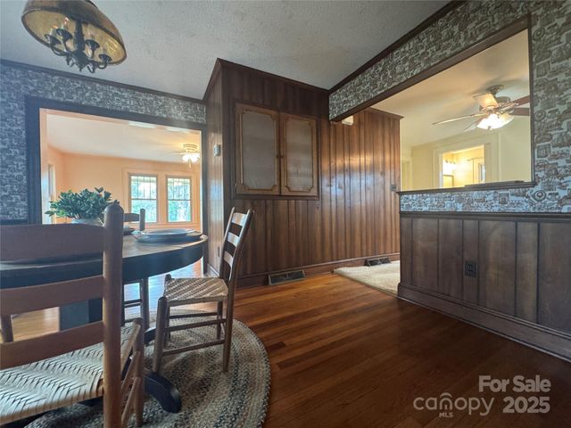 9143 S NC Highway 150 Highway, Linwood, NC 27299