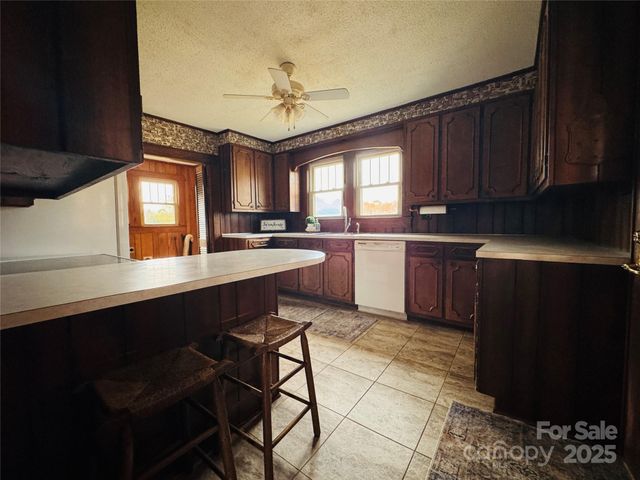 9143 S NC Highway 150 Highway, Linwood, NC 27299