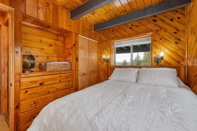 22 Jungfrau Road, Madison, NH 03849