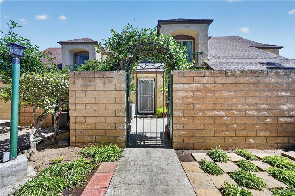1170 Border Avenue B3, Corona, CA 92882