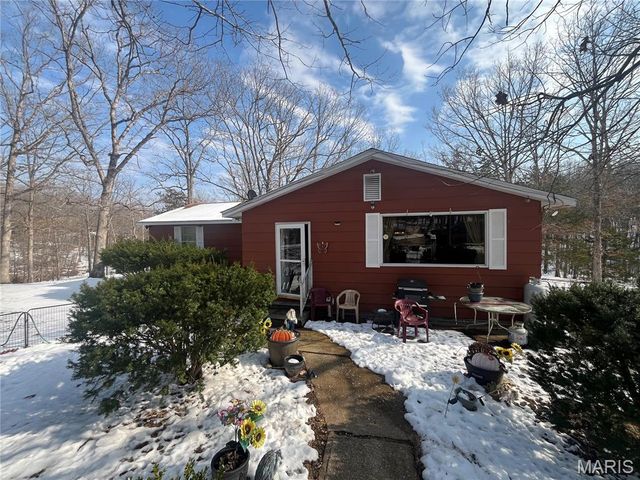 4462 N Virginia Mines Road, St Clair, MO 63077