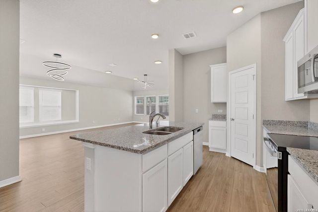 1160 Water Valley, Seguin, TX 78155