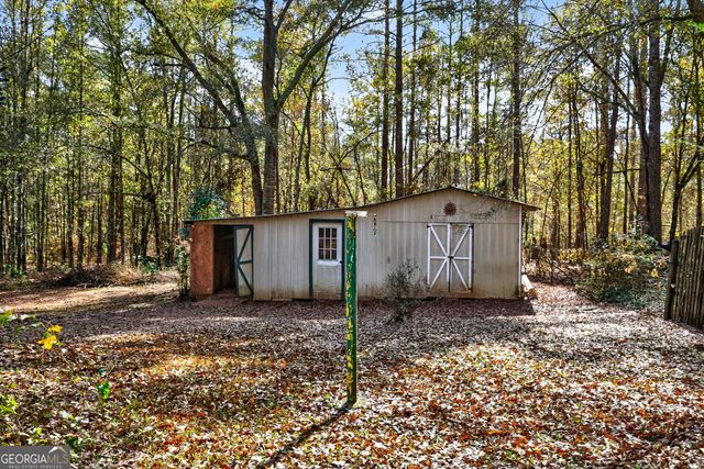 1907 Rocky Bottom Road, The Rock, GA 30285