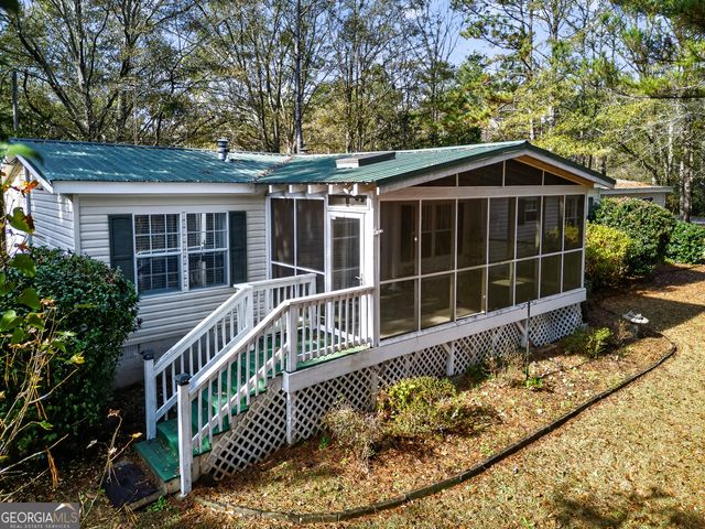 1907 Rocky Bottom Road, The Rock, GA 30285