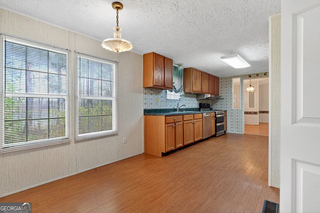 1907 Rocky Bottom Road, The Rock, GA 30285