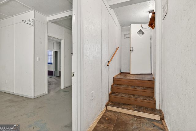 1907 Rocky Bottom Road, The Rock, GA 30285