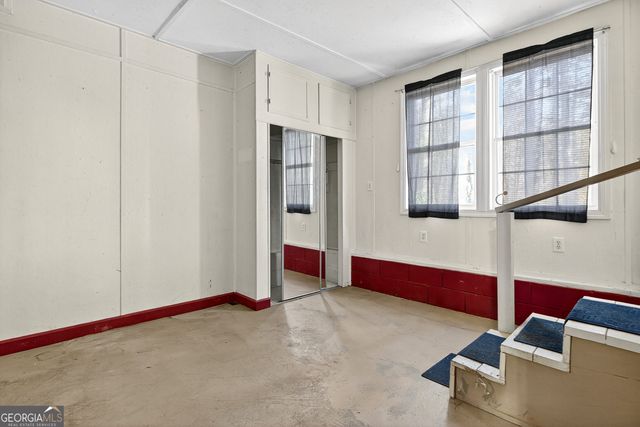 1907 Rocky Bottom Road, The Rock, GA 30285