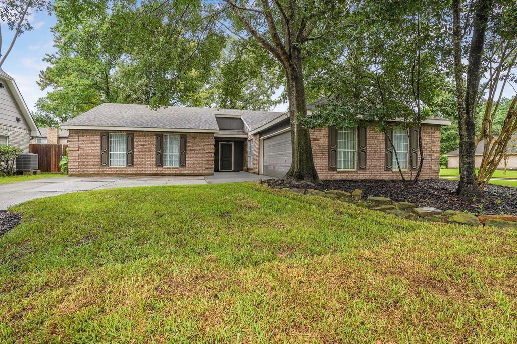 3206 Knoll Manor Drive, Houston, TX 77345