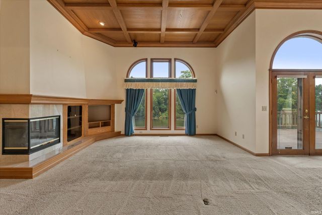 809 Bittersweet Cove Drive, Mishawaka, IN 46544