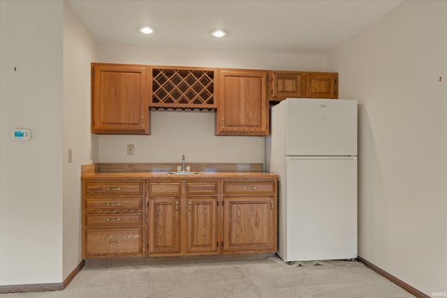 809 Bittersweet Cove Drive, Mishawaka, IN 46544