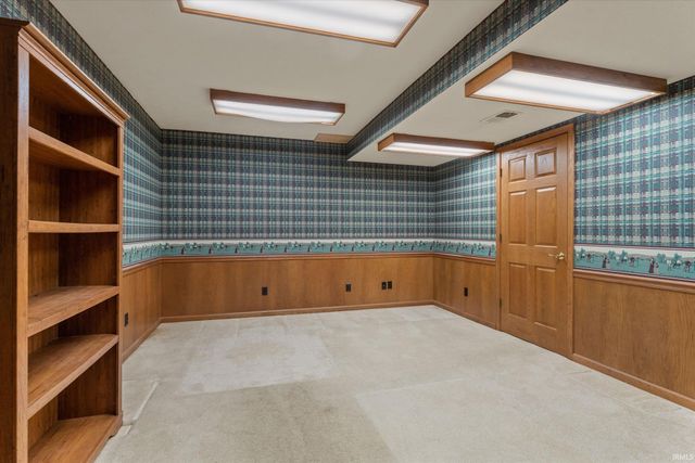 809 Bittersweet Cove Drive, Mishawaka, IN 46544
