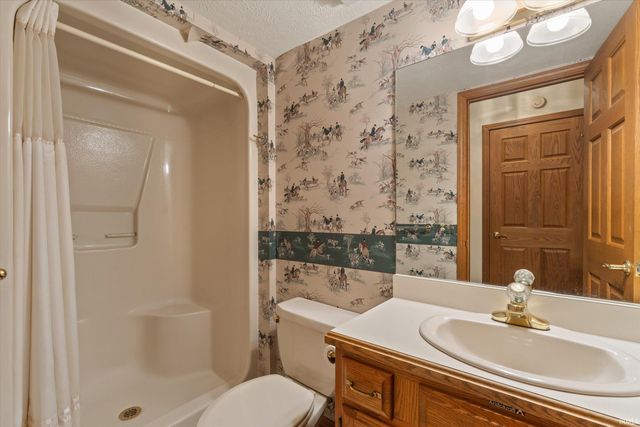 809 Bittersweet Cove Drive, Mishawaka, IN 46544