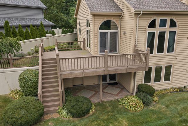 809 Bittersweet Cove Drive, Mishawaka, IN 46544