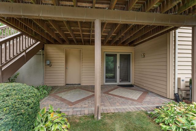 809 Bittersweet Cove Drive, Mishawaka, IN 46544