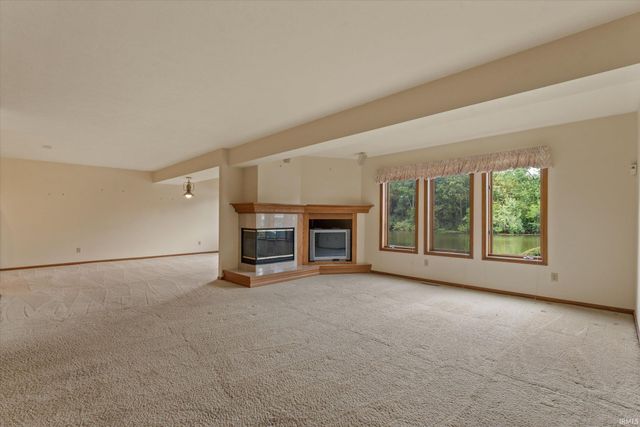 809 Bittersweet Cove Drive, Mishawaka, IN 46544
