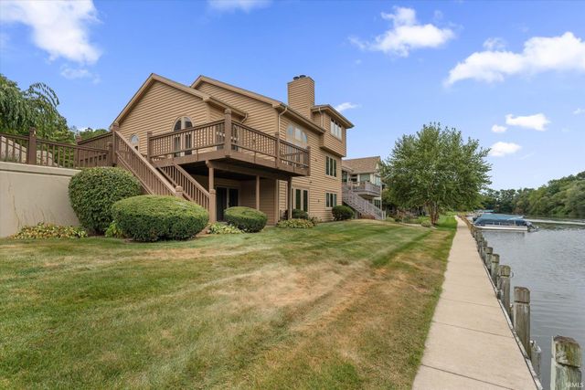 809 Bittersweet Cove Drive, Mishawaka, IN 46544