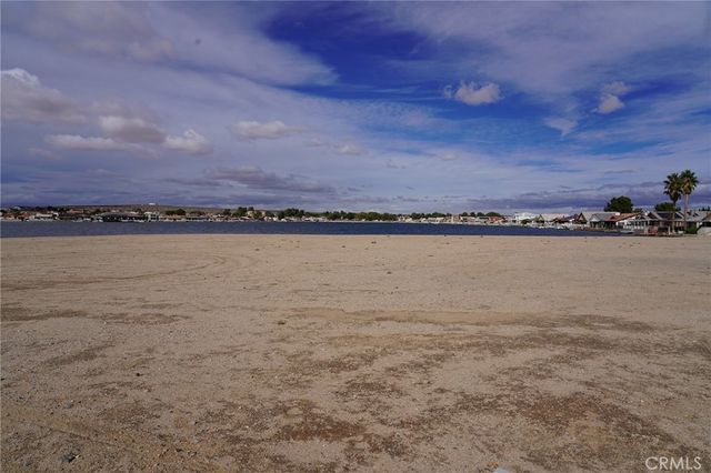 27160 Vista 37, Helendale, CA 92342