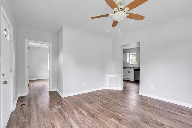 945 S Irwin Avenue, Spartanburg, SC 29306