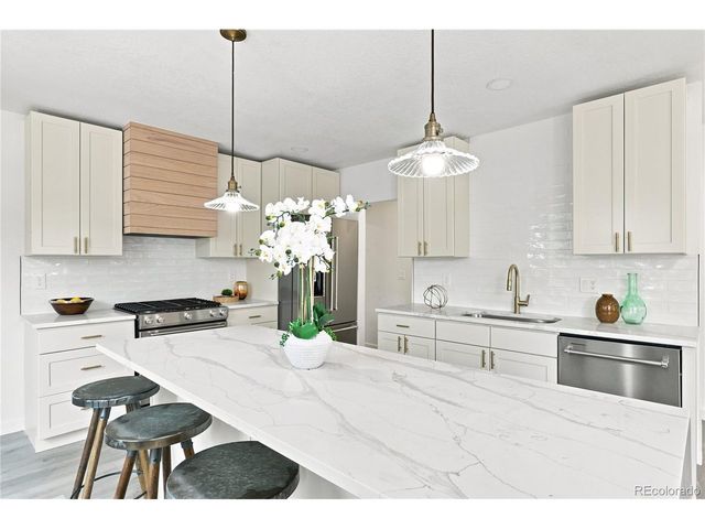 2055 S Williams St, Denver, CO 80210