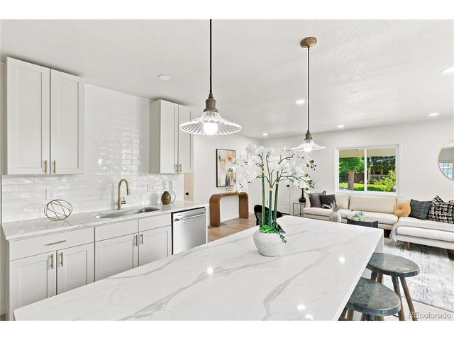 2055 S Williams St, Denver, CO 80210