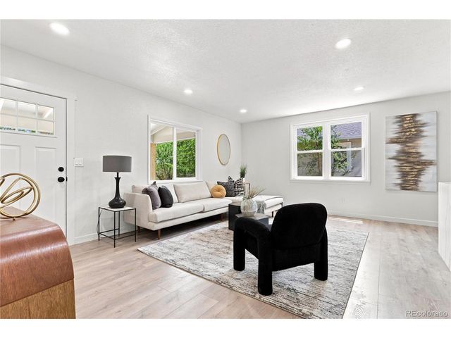 2055 S Williams St, Denver, CO 80210