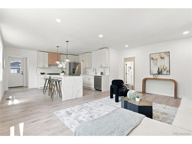 2055 S Williams St, Denver, CO 80210