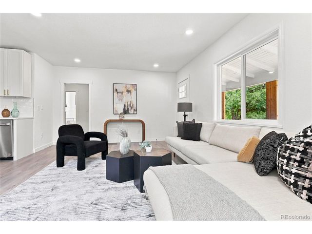 2055 S Williams St, Denver, CO 80210