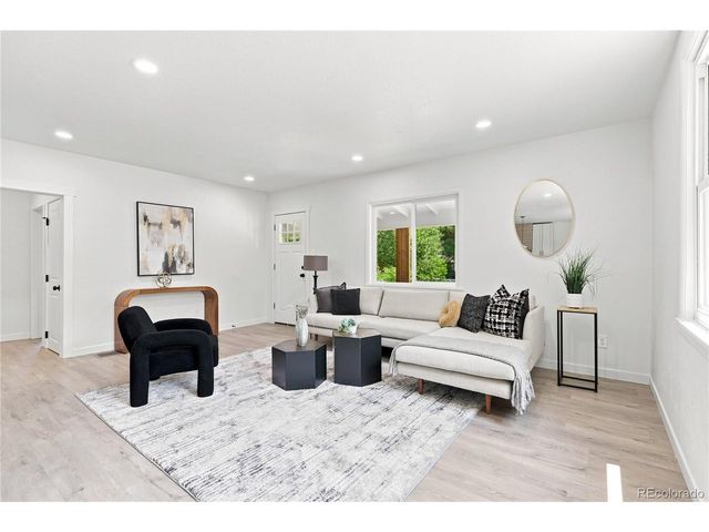 2055 S Williams St, Denver, CO 80210