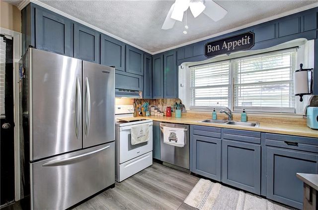21 Sandy Beach Terrace NW, Rome, GA 30165
