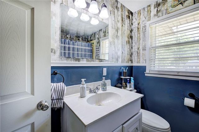21 Sandy Beach Terrace NW, Rome, GA 30165