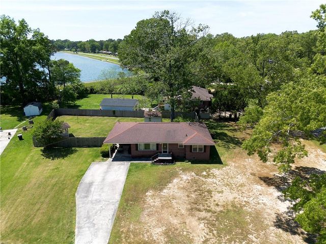 21 Sandy Beach Terrace NW, Rome, GA 30165