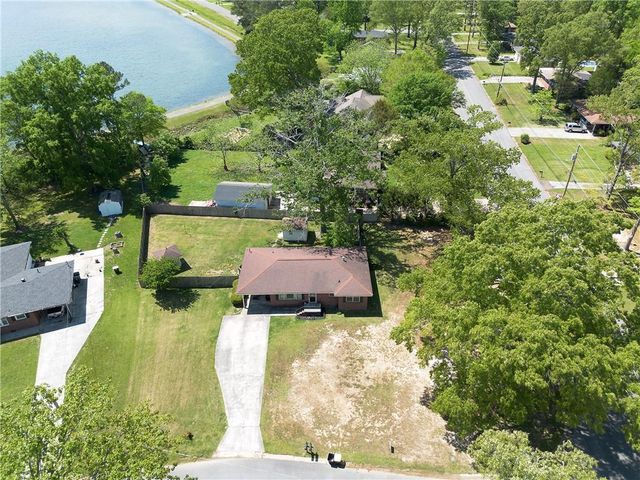 21 Sandy Beach Terrace NW, Rome, GA 30165