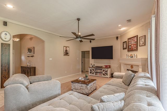 9789 S State Highway 34, Scurry, TX 75158
