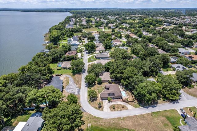 3011 INDIAN TRAIL, Eustis, FL 32726