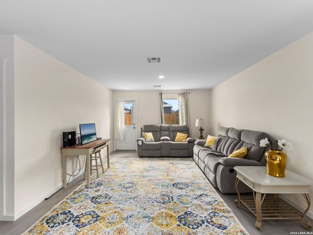 11543 Field Briar, Converse, TX 78109