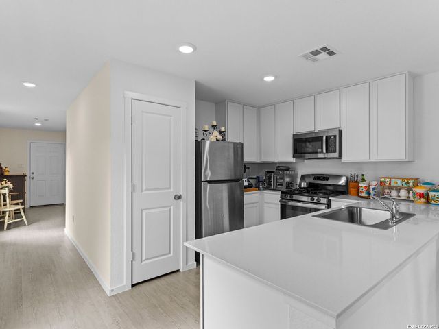 11543 Field Briar, Converse, TX 78109