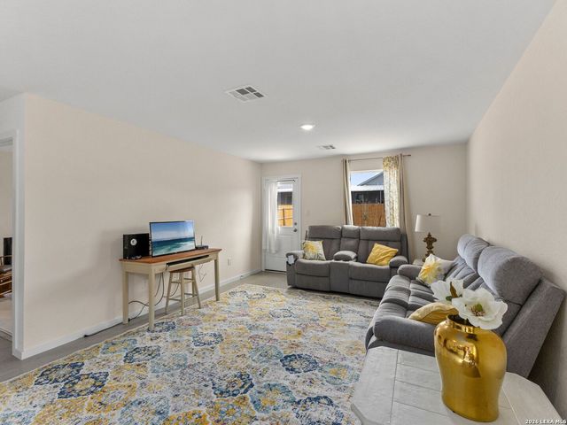 11543 Field Briar, Converse, TX 78109