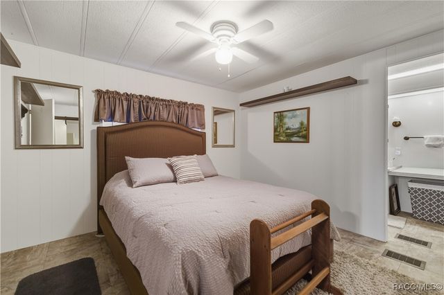 11421 W Red Pine Court, Crystal River, FL 34428